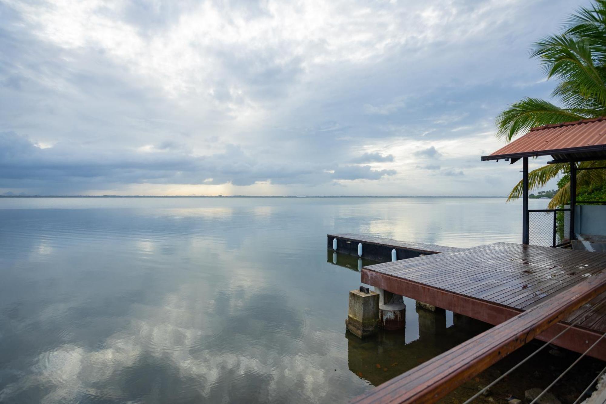 Villa Lagoonscape Negombo Exterior photo